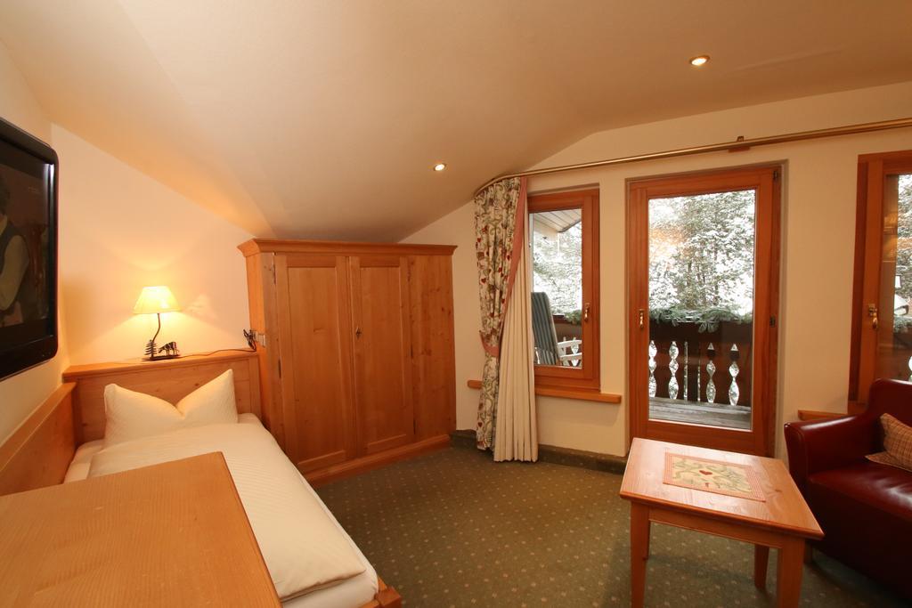 Todnauerberg Hotel Im Schwarzwald Todtnauberg Pokój zdjęcie