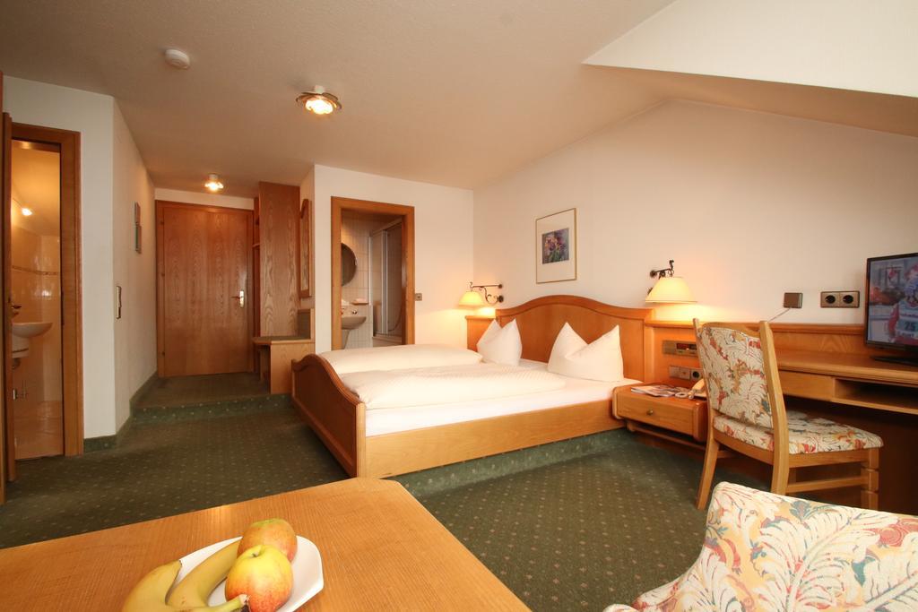 Todnauerberg Hotel Im Schwarzwald Todtnauberg Pokój zdjęcie